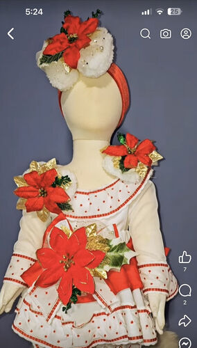 AM- 12/2-18/3 Sweet Red Casual/Valentines or Christmas