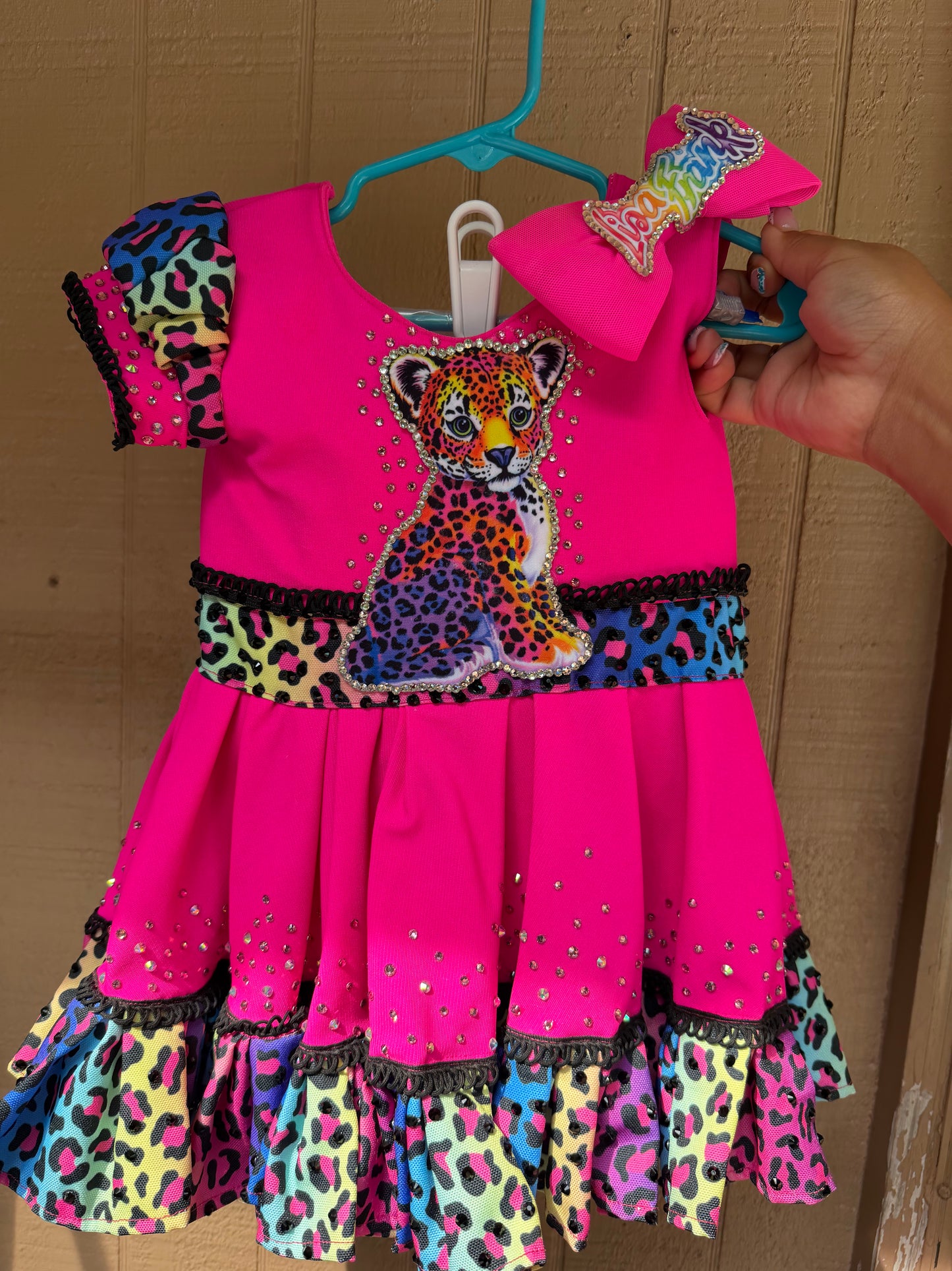 AM- 12/2 Lisa Frank OOC
