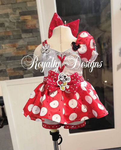 RM- 12/2 Royalty Designs Mickey Mouse Tribute OOC