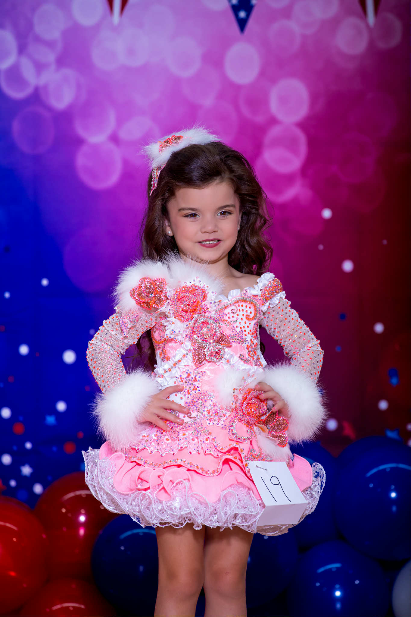 TT- Pink and White Shuggy 18/3-2/4