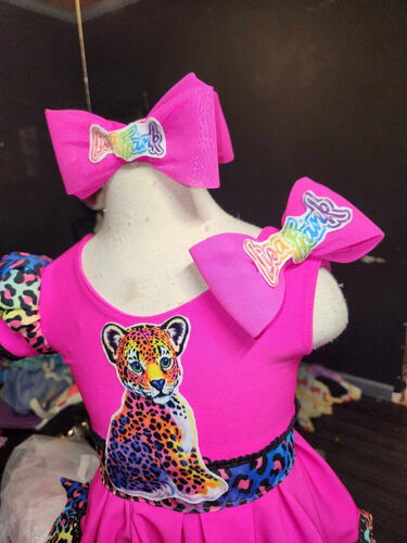 AM- 12/2 Lisa Frank OOC