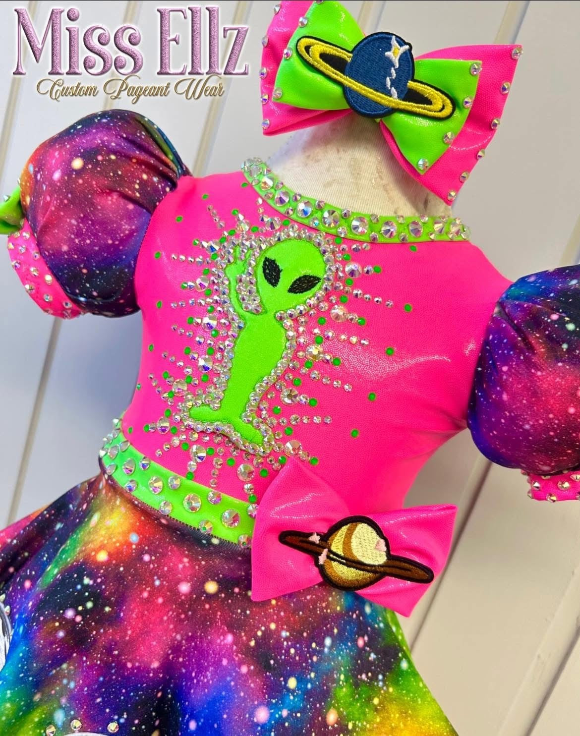 RM- 12/2 Galaxy/Alien/Space OOC