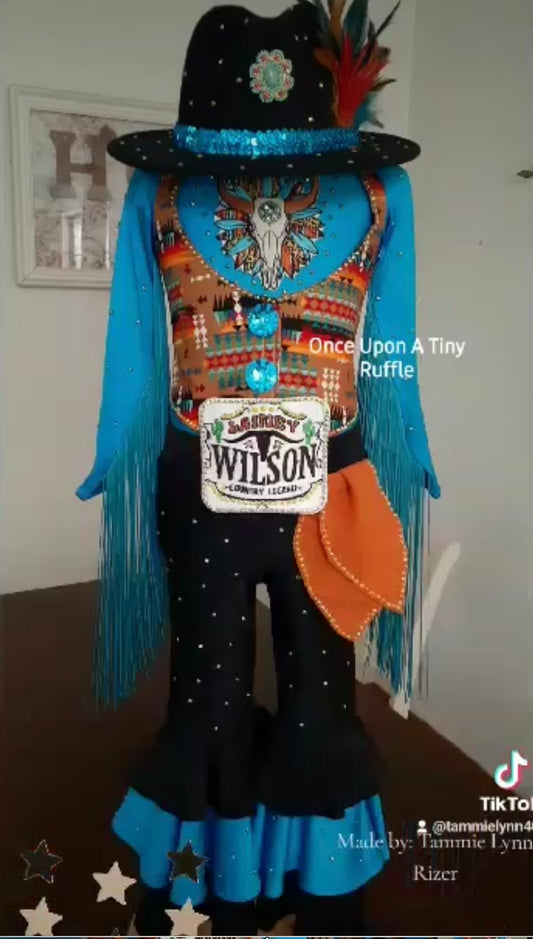 RM- Lainey Wilson OOC