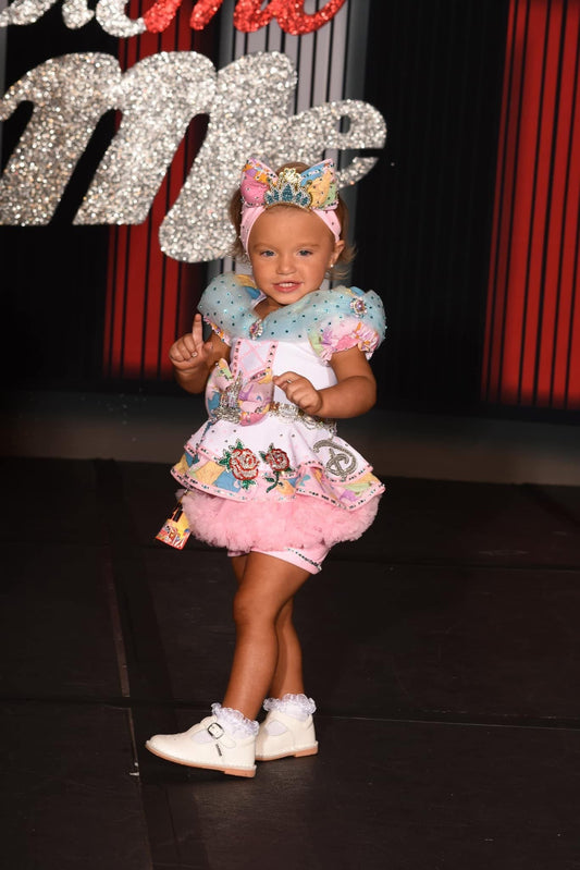 RM-6/18-12/2 Disney Princess Shuggy OOC