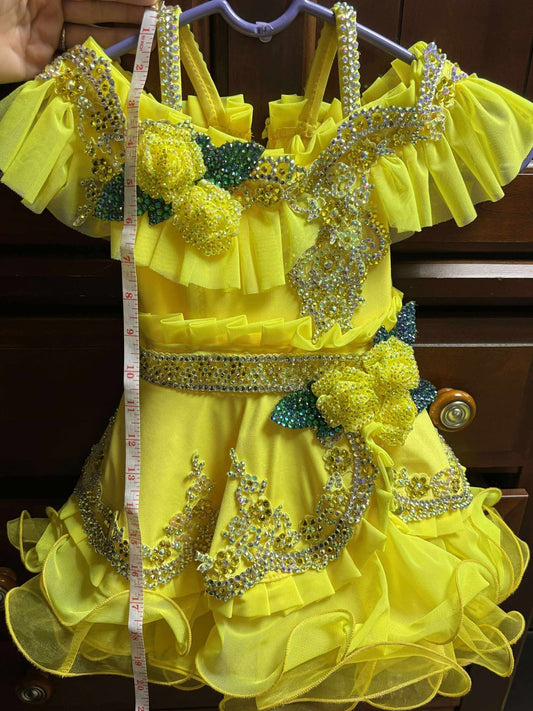 RM- 18/3 Yellow Dollhouse semigltz Dress