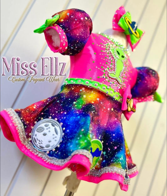 RM- 12/2 Galaxy/Alien/Space OOC