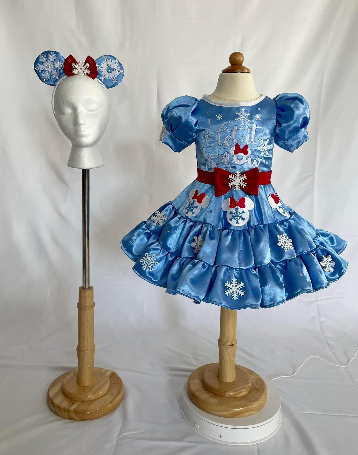 RM-4/6 Let it Snow OOC