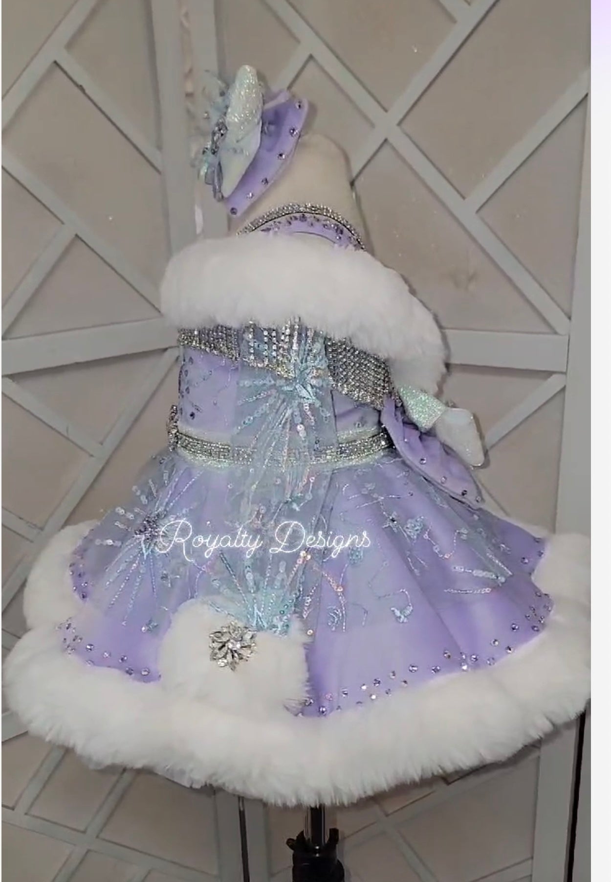 RM-18/3 Winter Wonderland OOC