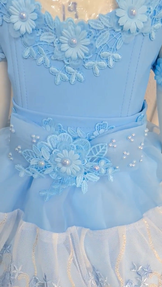 RM 12/2 Connie Hobson light blue natural dress