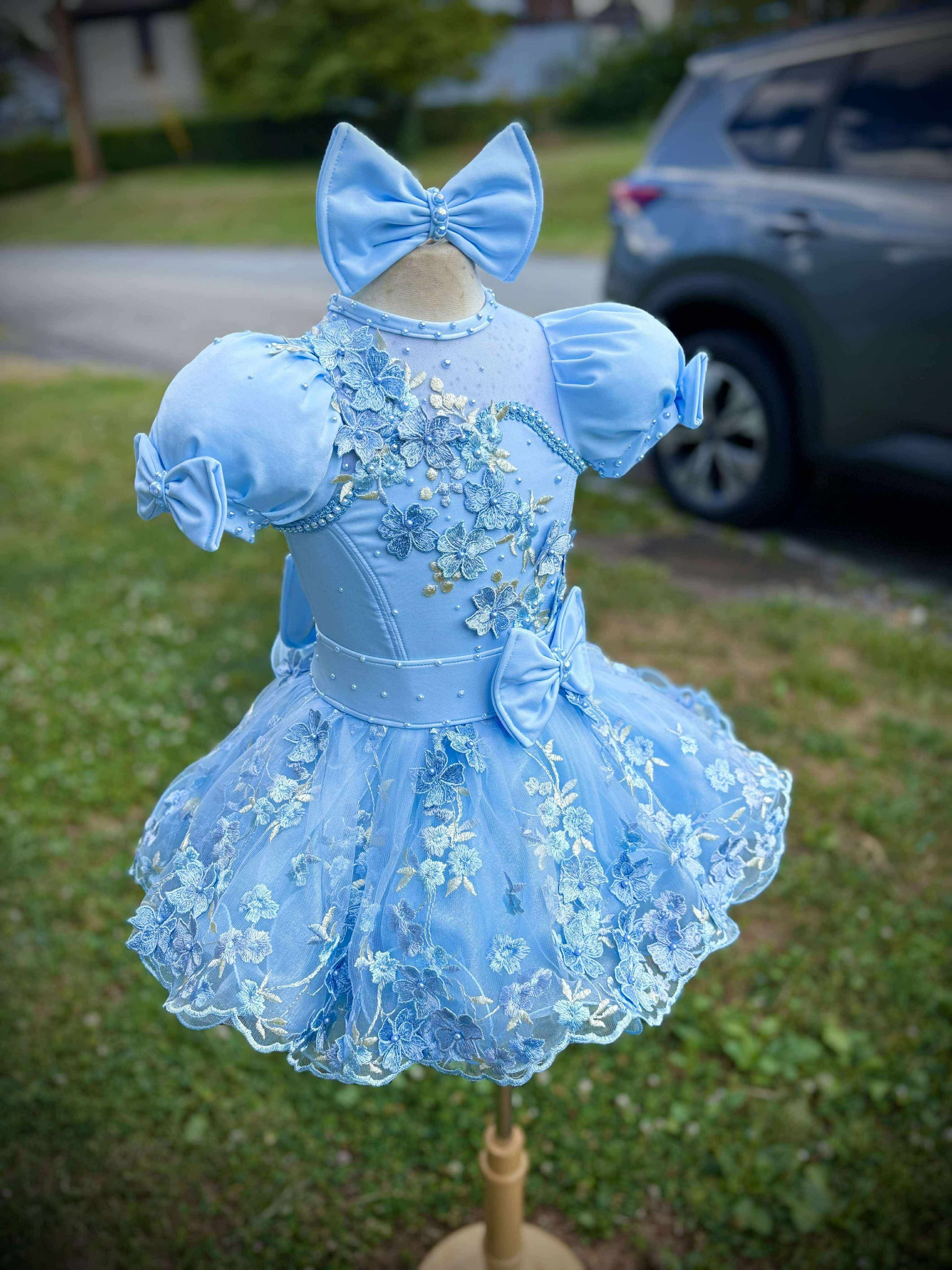 AM- Boo Bear Natural Blue Dress 18/3- 2/4 Mallie's Closet AM- Boo Bear Natural Blue Dress 18/3- 2/4 Mallie's Closet