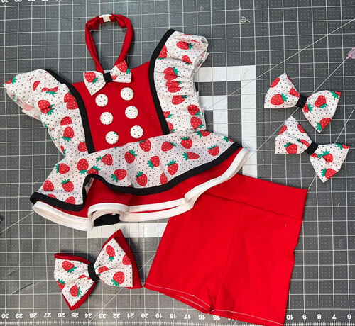 AM- 12/2-18/3 Strawberry Casual