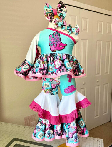 AM- 12/2 Dollhouse Western Wear/OOC