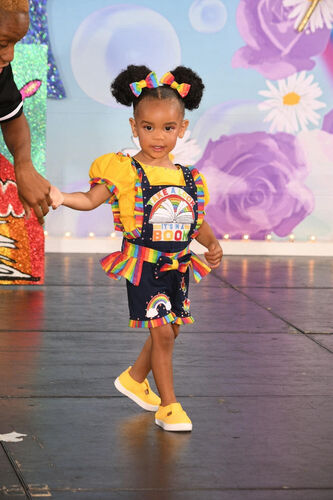AM- Valerie Cyrus Rainbow Book OOC 12/2