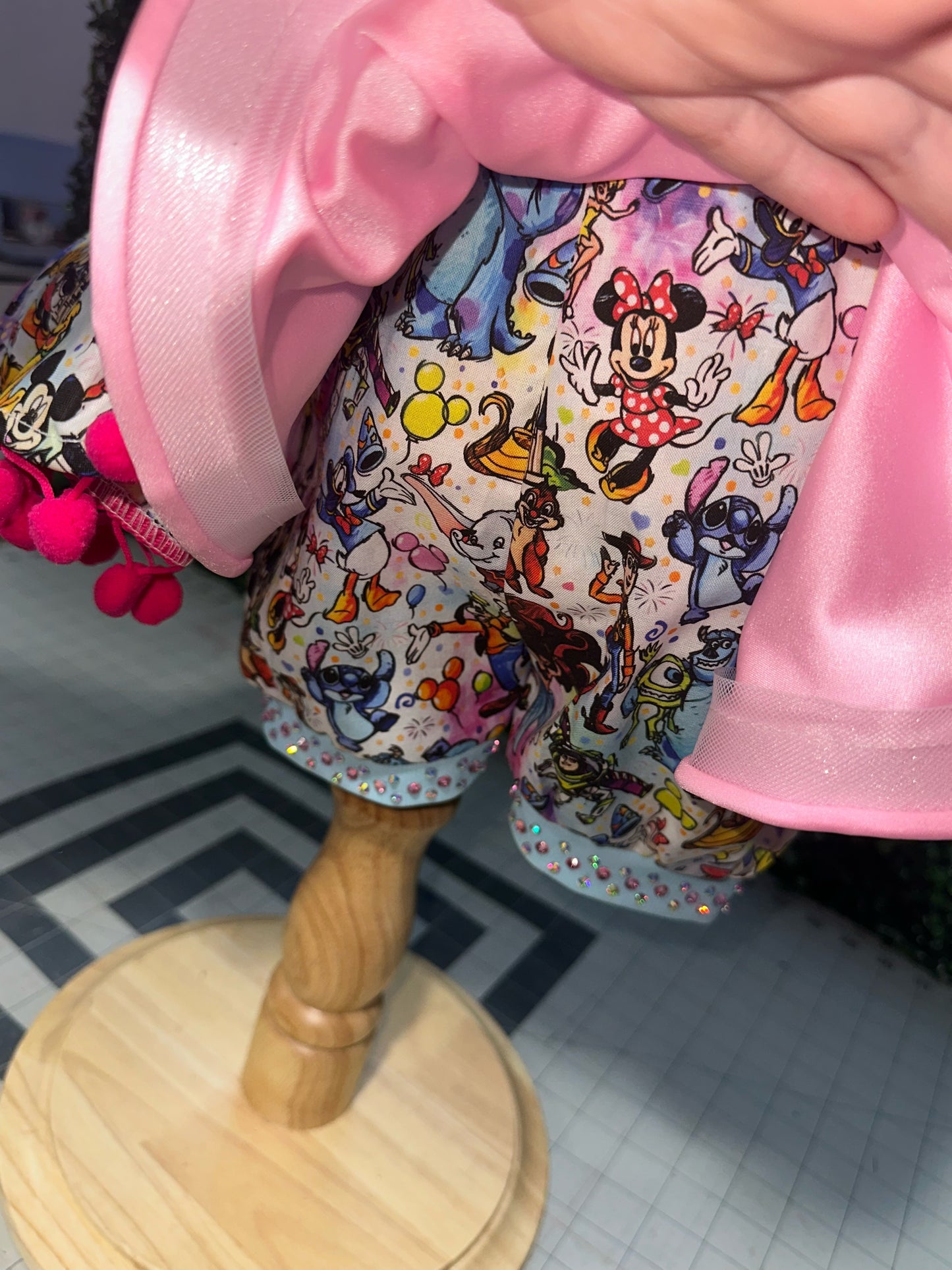 Hannah Hack Disney ooc  12/2-18/3