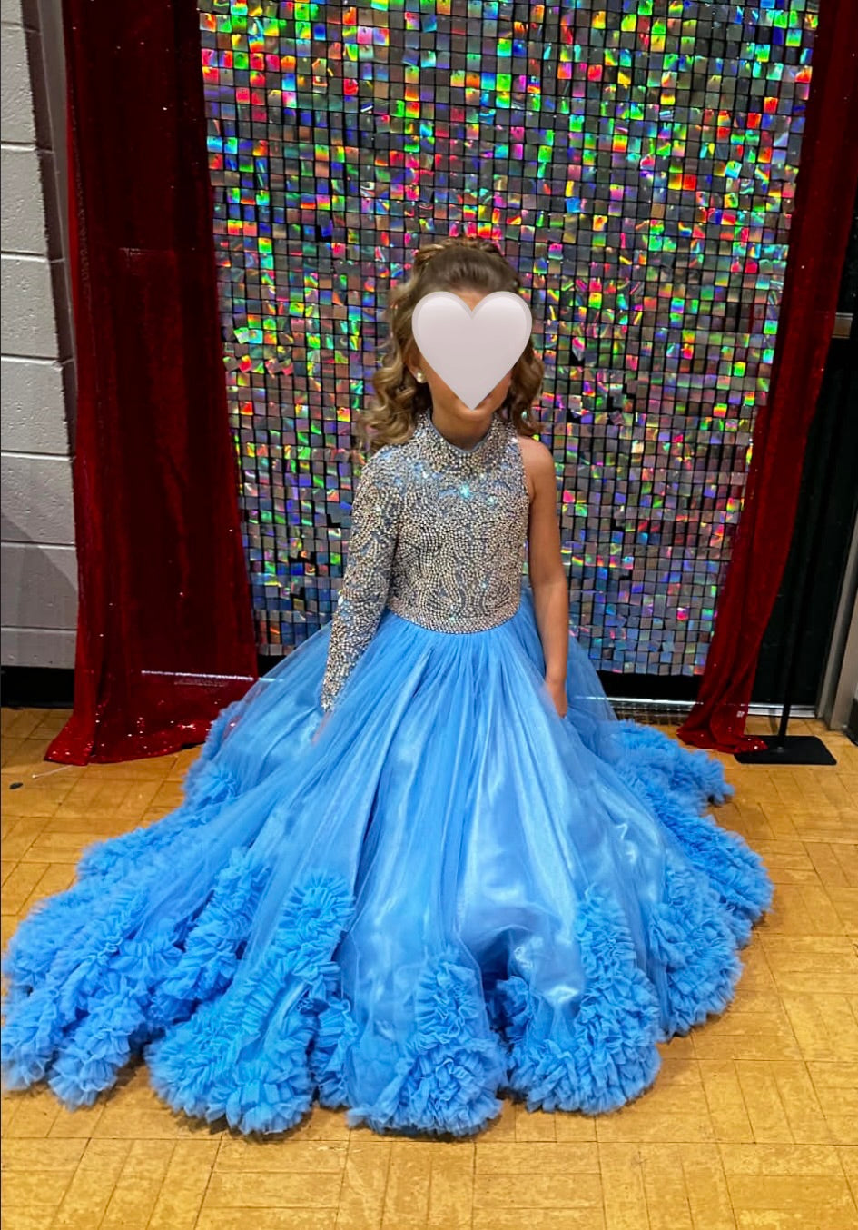 BU- Size 4 Stoned Sleeve Cinderella