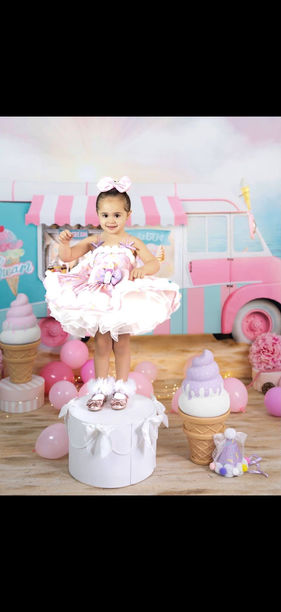 AM- Birthday Cake dres/ooc 4/5