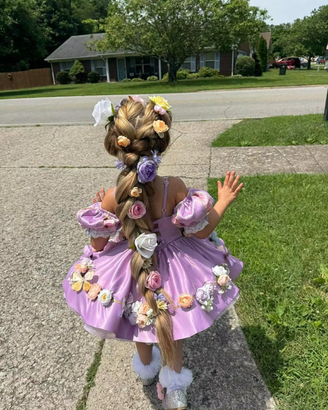 AM- Rapunzel dress 4/5