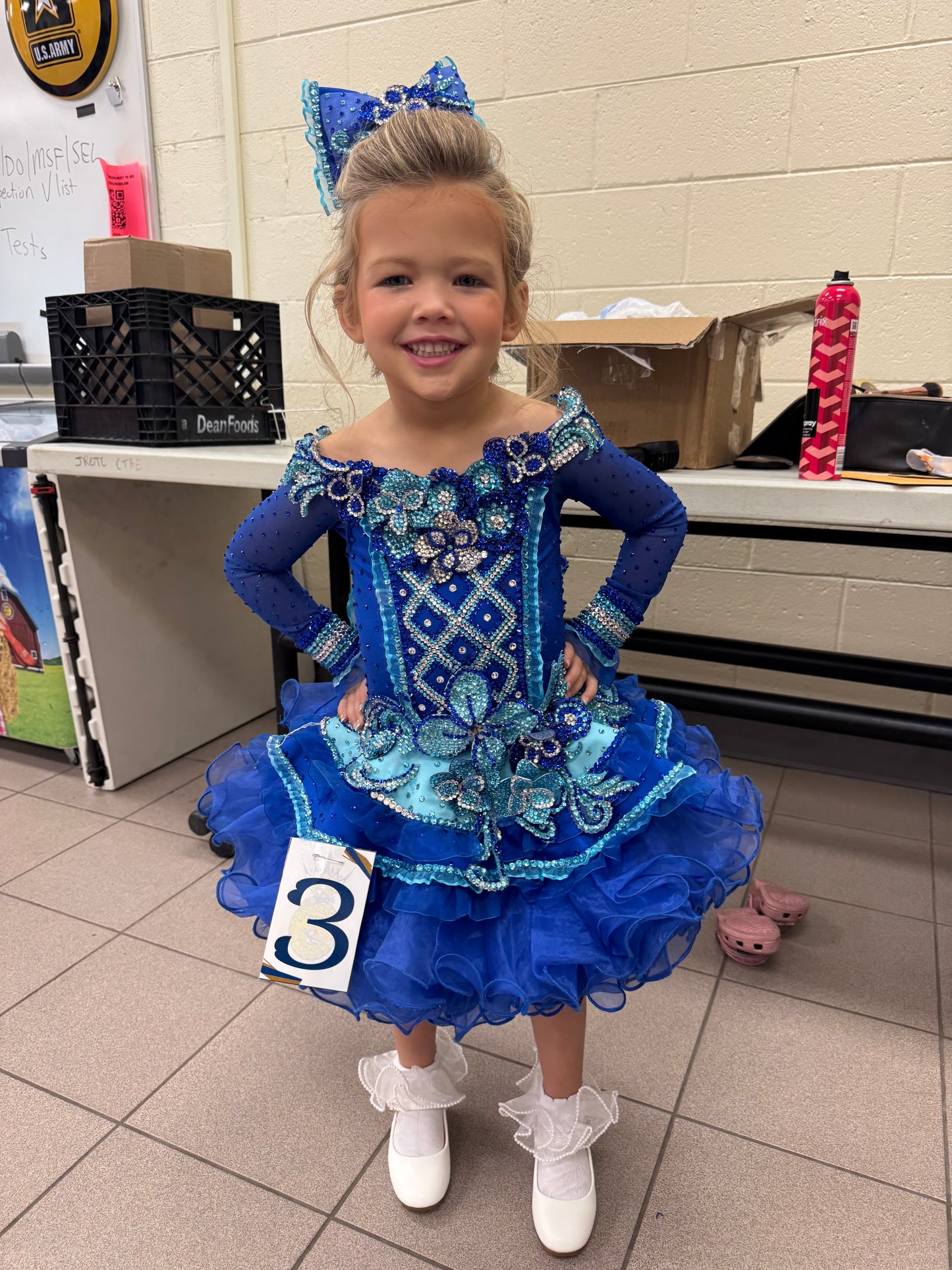 BU- Royal Luna Amori Glitz 18/3 2/4