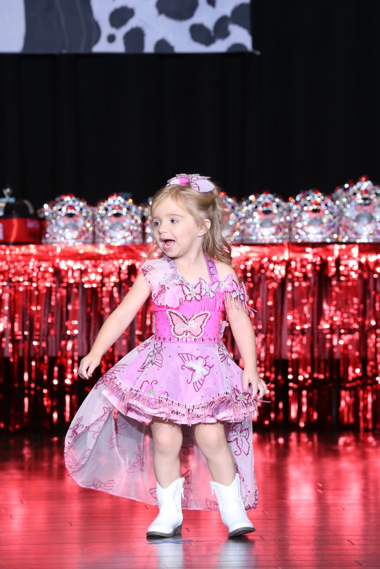 TT 18/3 Dolly Parton Shuggy OOC