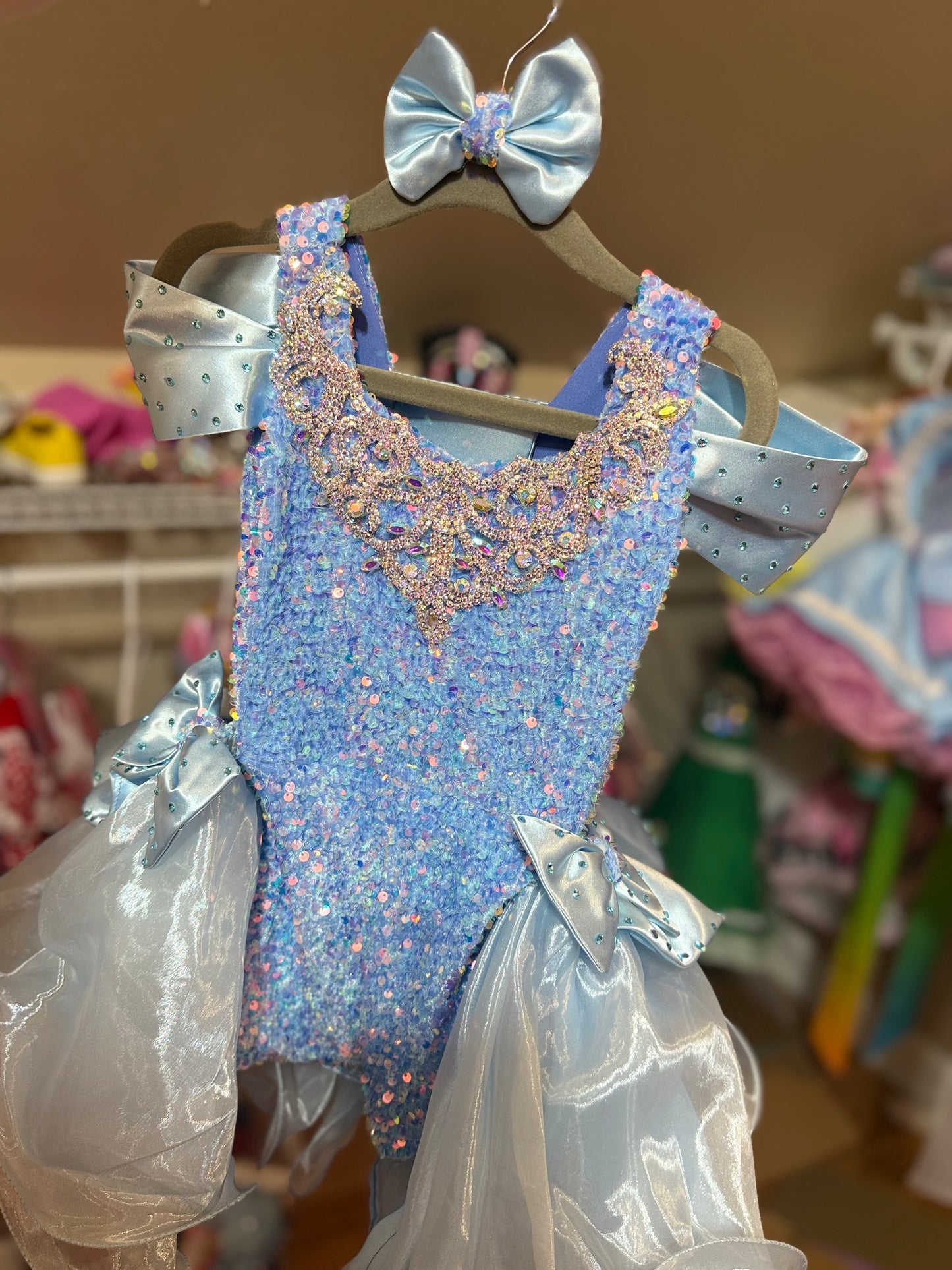 Tt- 18/3 Cinderella Inspired OOC/ Fun Fashion
