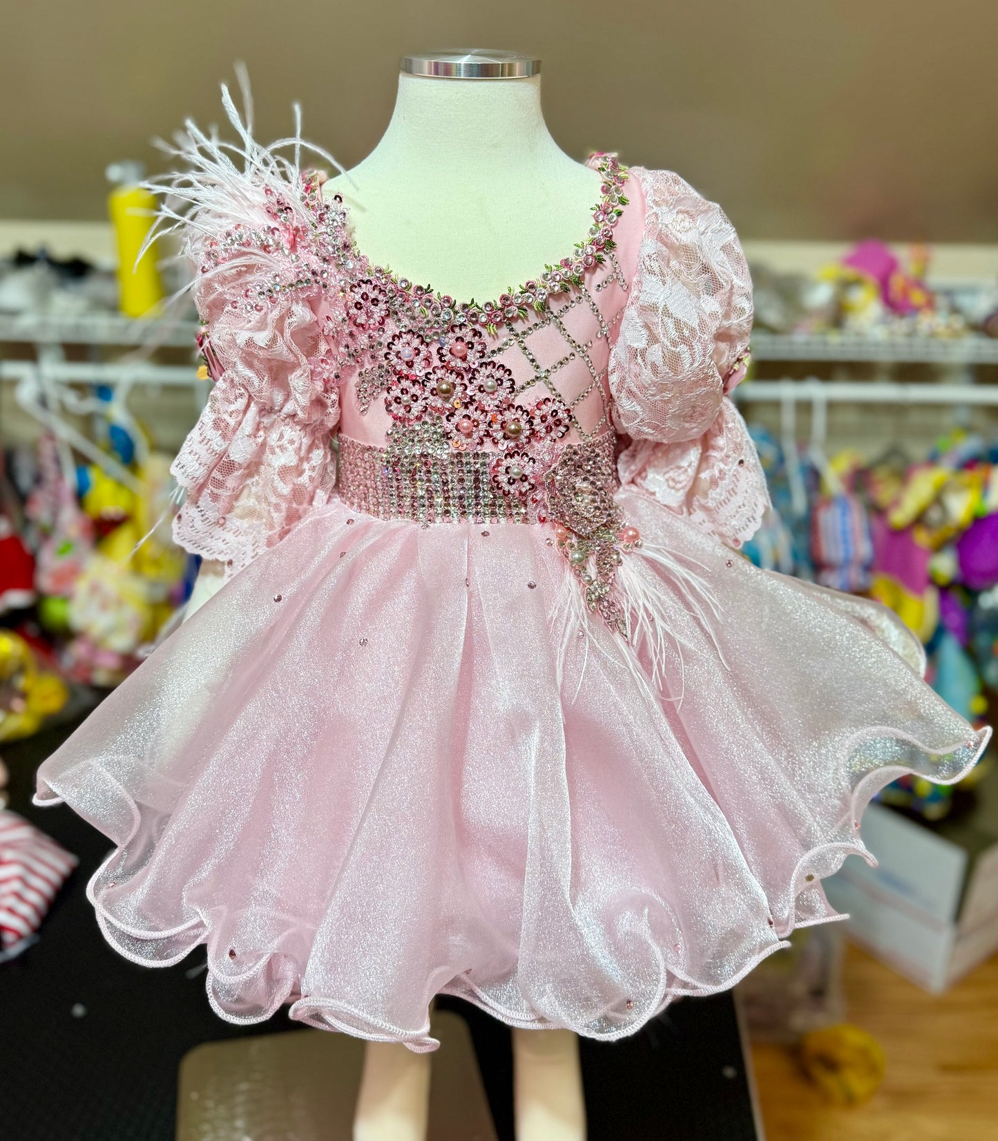 TT- 18/3 small 2/4 Blush Semi Glitz