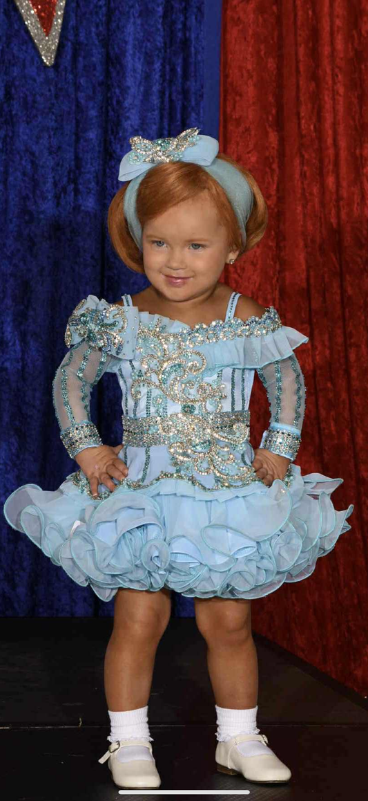 TT- 18/3 Cinderella Blue Toni O Glitz