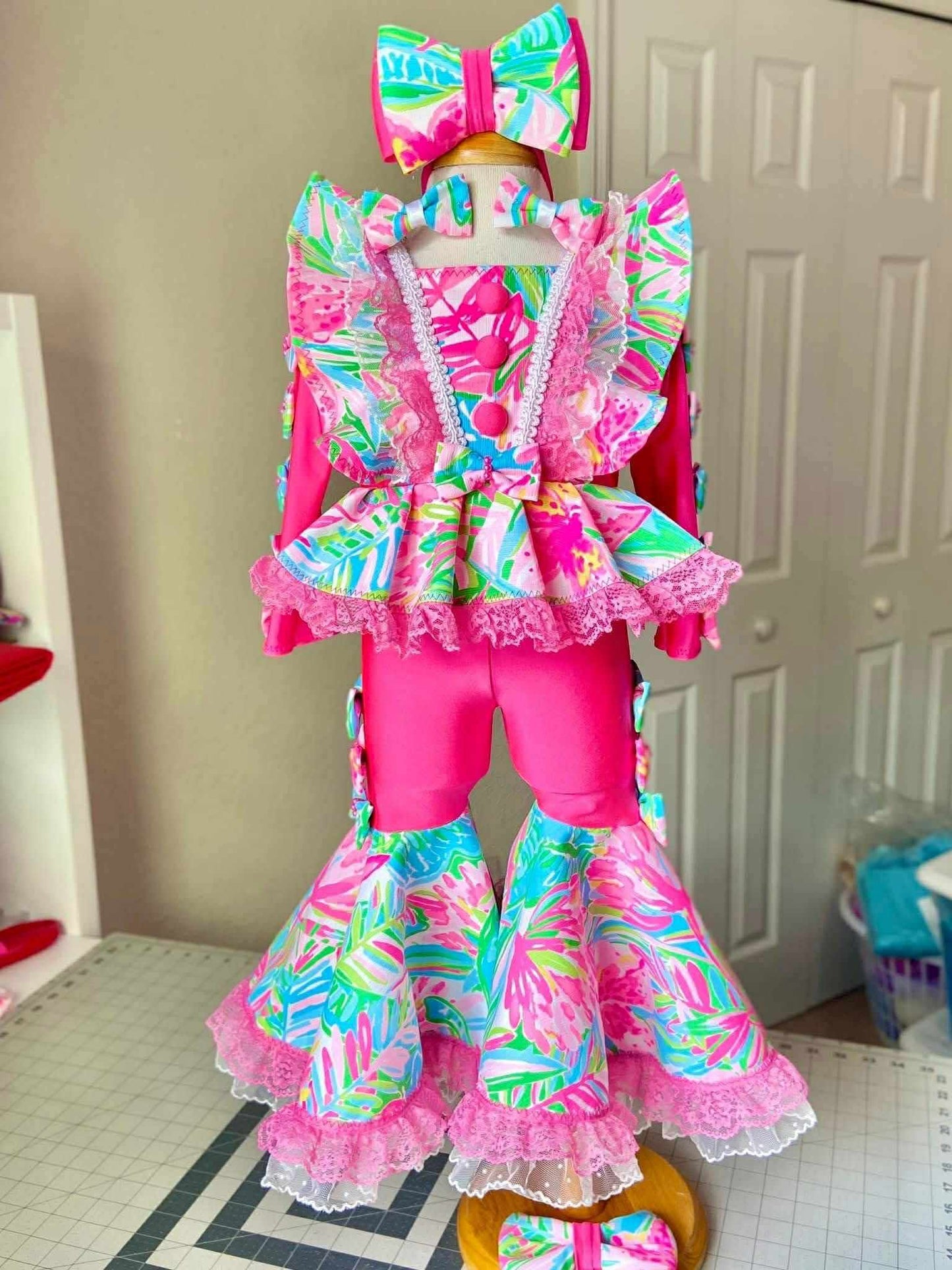 AM- DollHouse Lily Casual 18/3