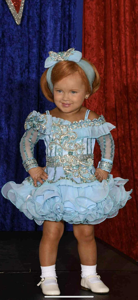 TT- Cinderella Blue Toni O 18/3