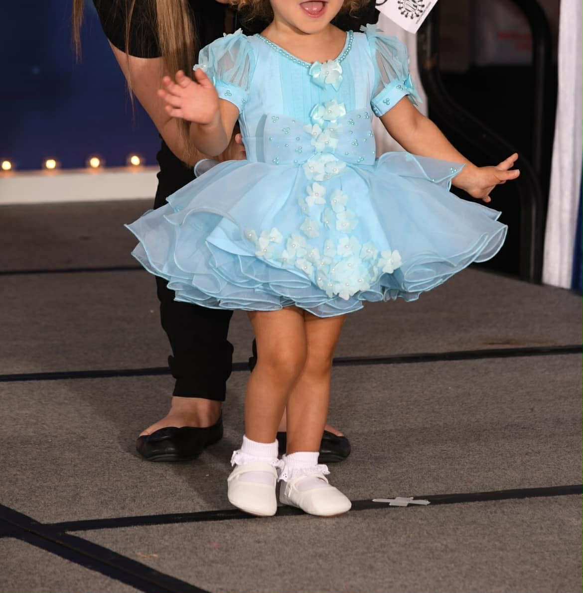 TT- Cinderella Blue Natural Ruby Belle 12/2