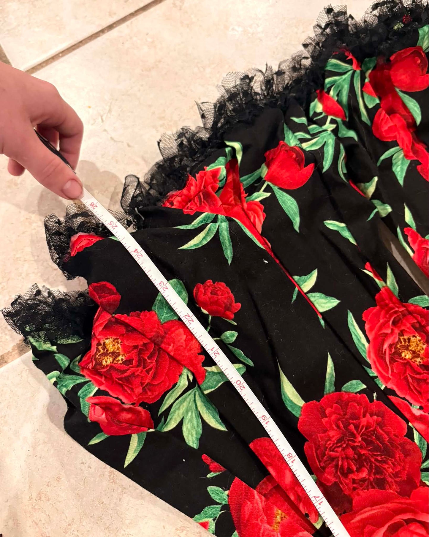🌹 Midnight Rose Casual  3/5 ❤️🖤