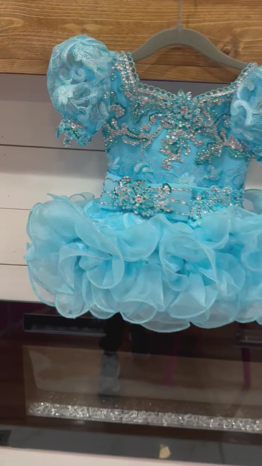 TT- 6/18 Turquoise Connie Hobson Glitz