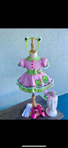 AM- 12/2 Frog casual Beth Young