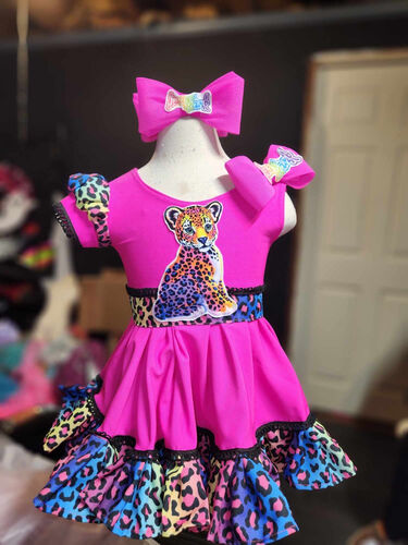 AM- 12/2 Lisa Frank OOC