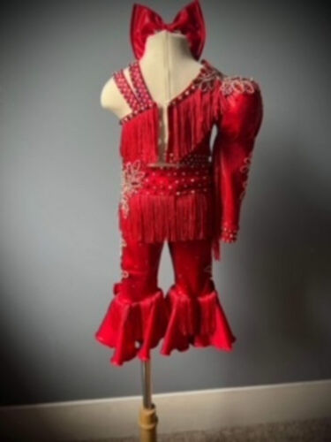 AM- 12/2 Boobear Mega Glitz Western Wear OOC