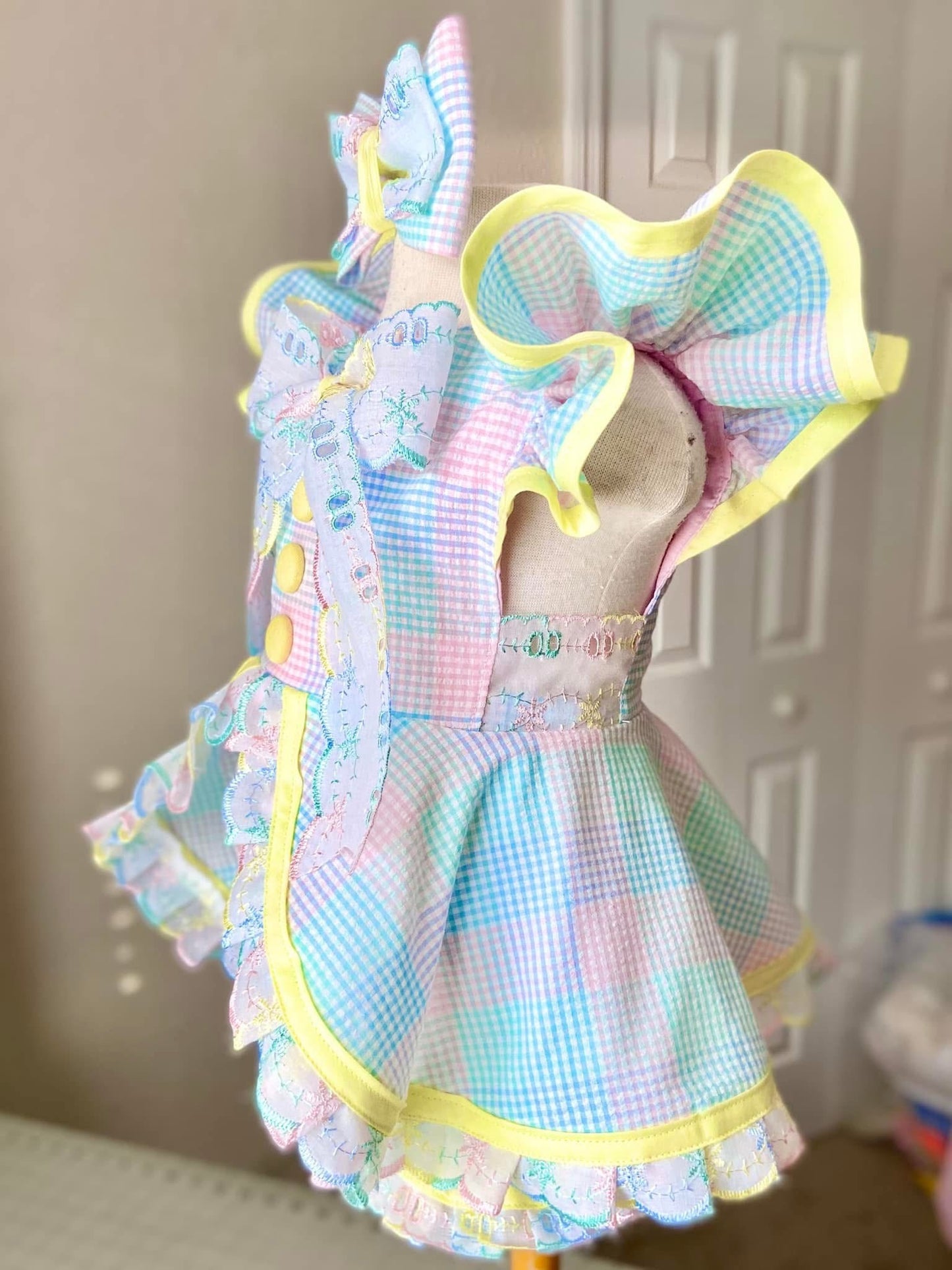 RM-12/2 Vintage Dollhouse Casual