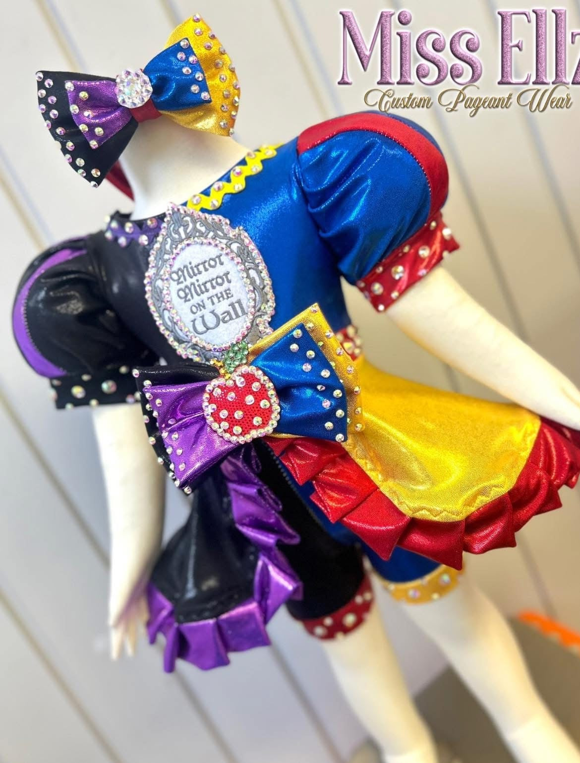 RM- 0/12 Snow White/Evil Queen OOC