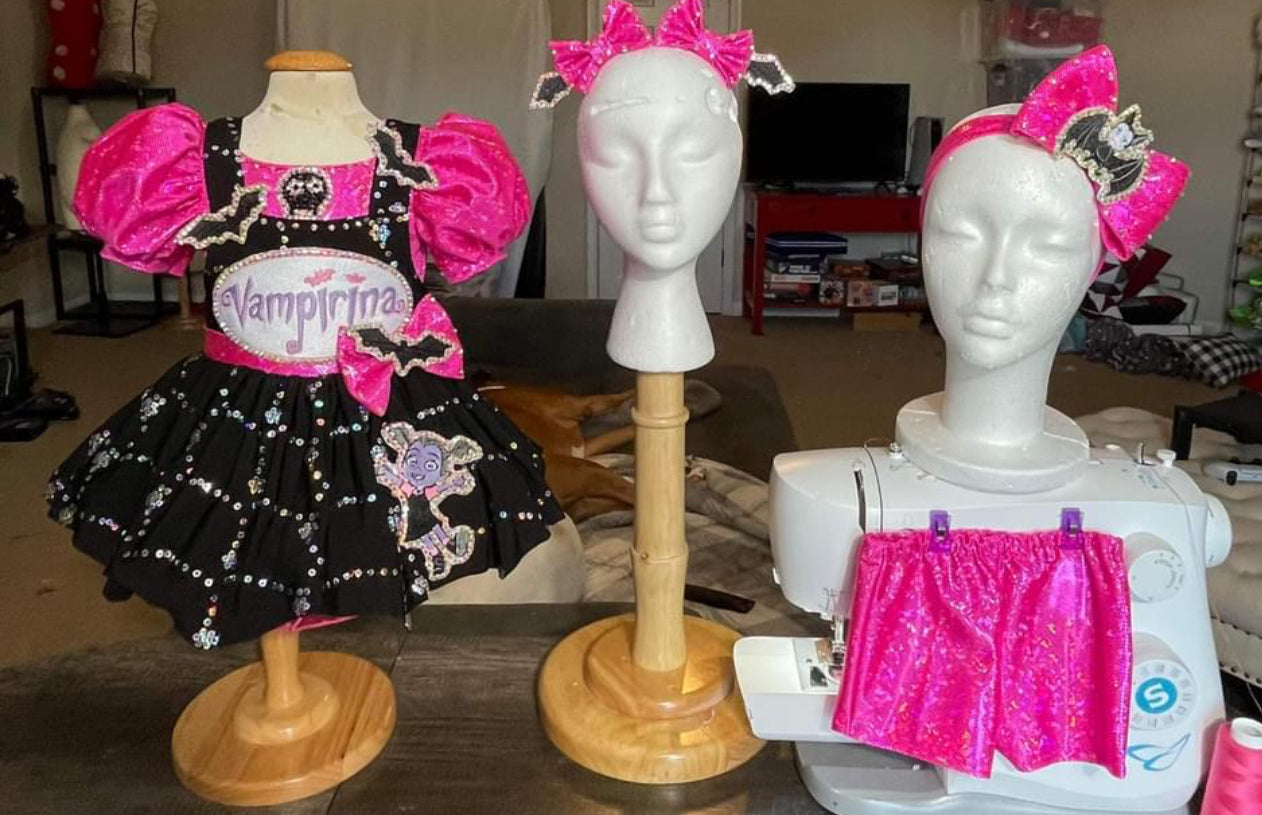 AN- 12/2 Valerie Cyrus Vampirina ooc