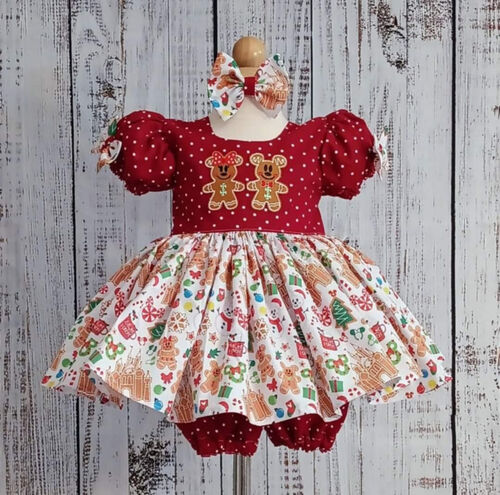 AM- 12/2 Mickey Gingerbread casual