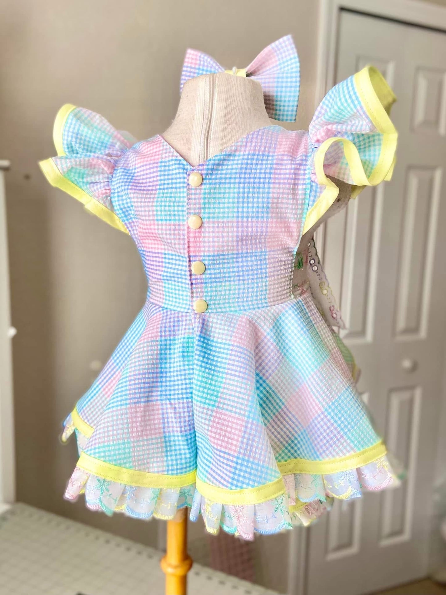 RM-12/2 Vintage Dollhouse Casual