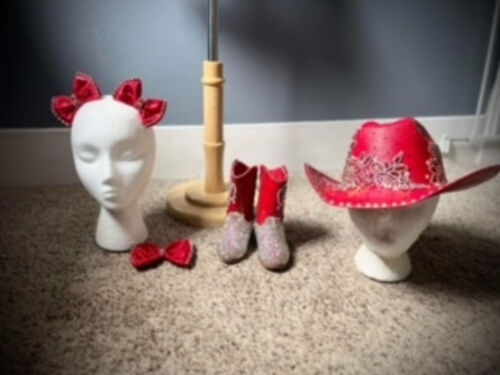 AM- 12/2 Boobear Mega Glitz Western Wear OOC