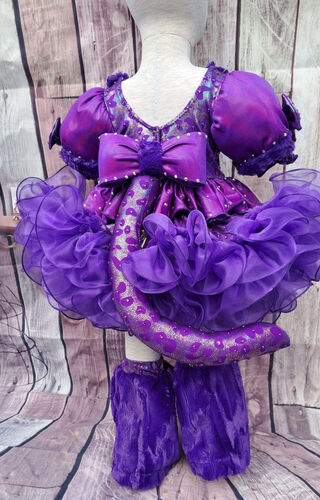 AM- Purple Safari 12/2-18/3 ooc