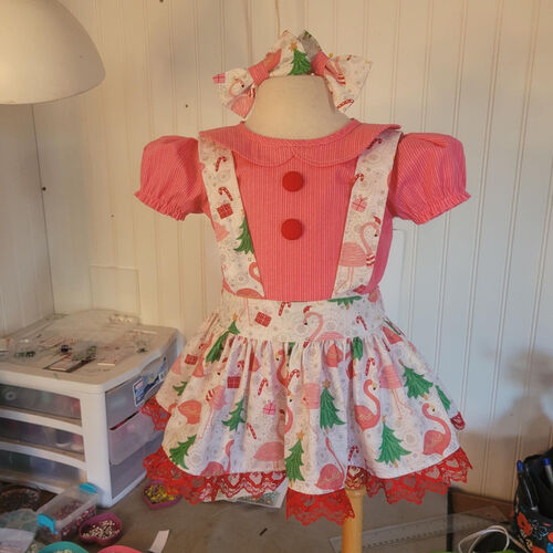 AM- 12/2 Christmas Flamingo Casual