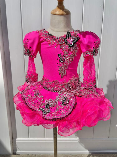 AM- 6/18m Magenta Monarch – Connie Hobson Glitz Dress