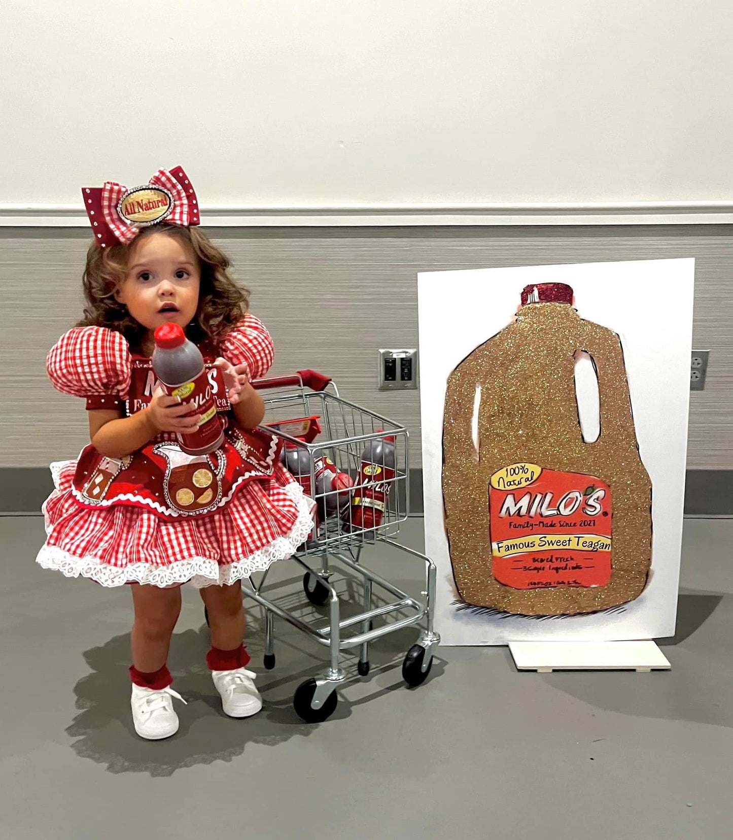 AN- Valerie Cyrus Milos Sweet Tea OOC 12/2