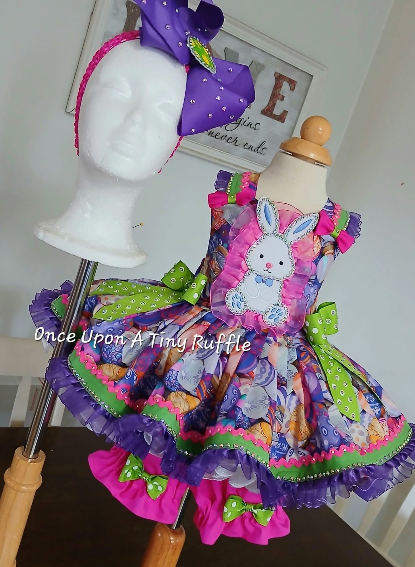 RM- 12/2 Neon Spring Bunny / Easter ooc