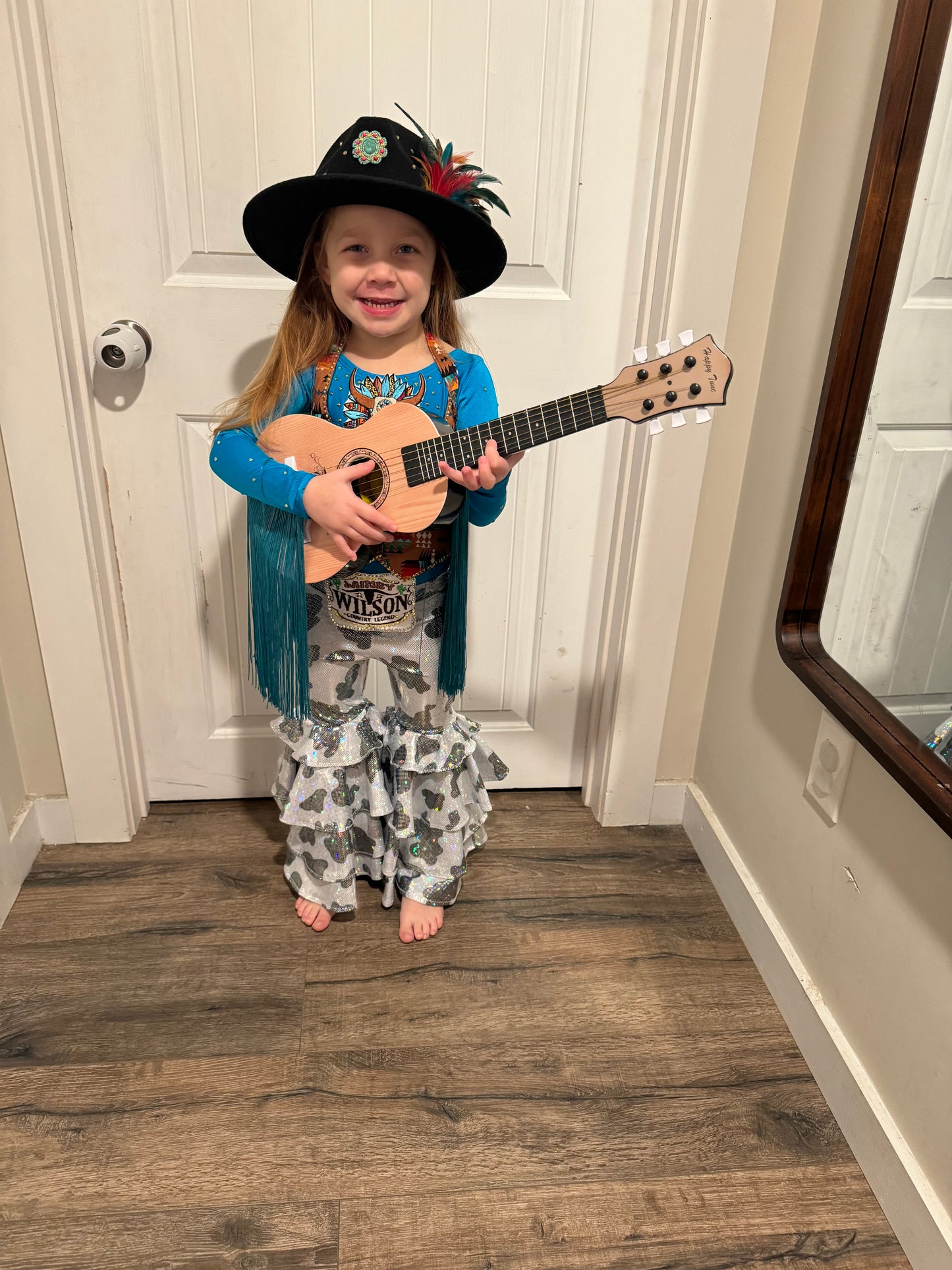 RM- Lainey Wilson OOC